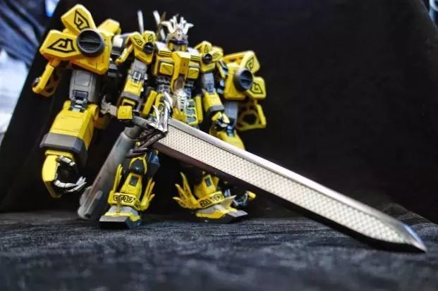 模玩控:1/100 传奇移动套装巨臂高达改