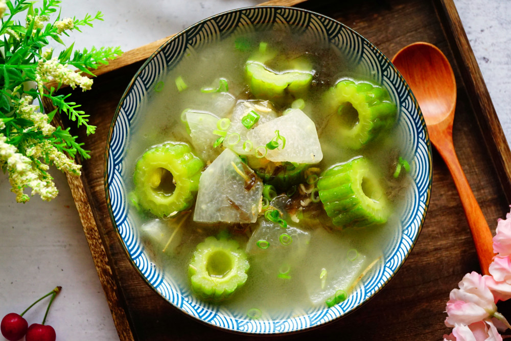 今天小暑,6道消暑汤请收好,这些食材不懂吃亏了,夏天很合适