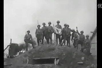 八佰|《八佰》上映，淞沪会战中日军队轻武器相当，最后怎么一败涂地？