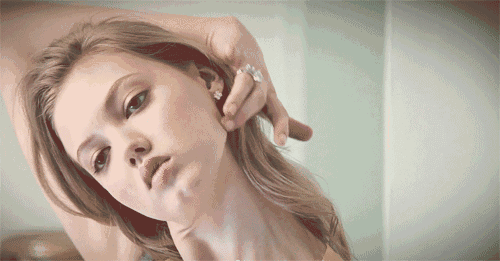 一个动作就能瘦脸消双下巴教程拿去