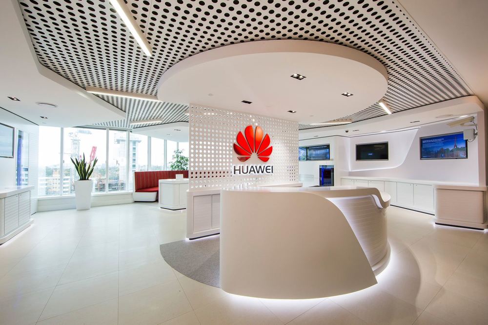 这时候孙亚芳也是站了出来,并且主动带着26个办事处主任,向华为提交了