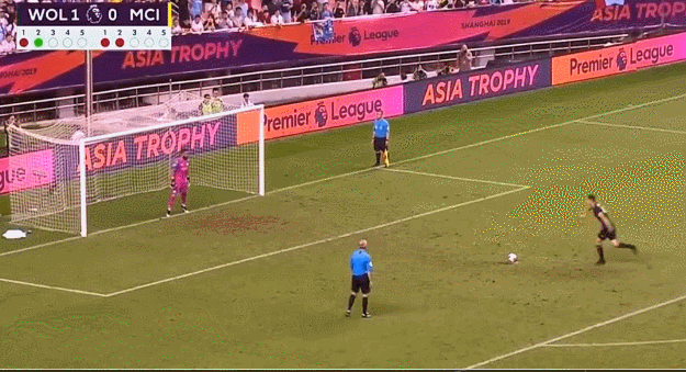 技术统计比赛名单曼城:1号布拉沃;3号达尼洛,5号斯通斯(462号沃克)