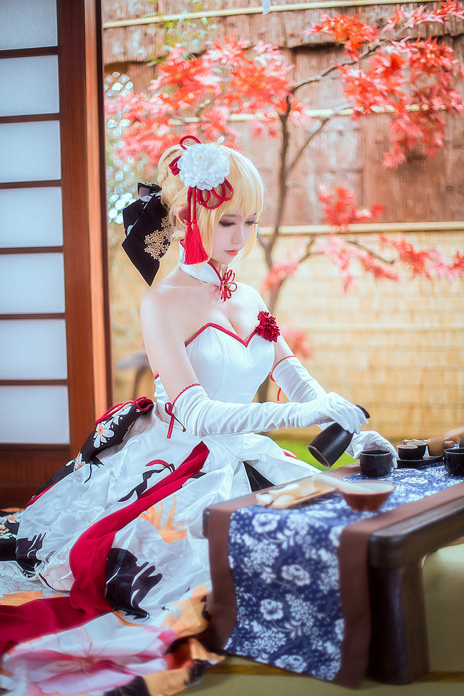 saber 和风花嫁cos:心目中永远的吾王!