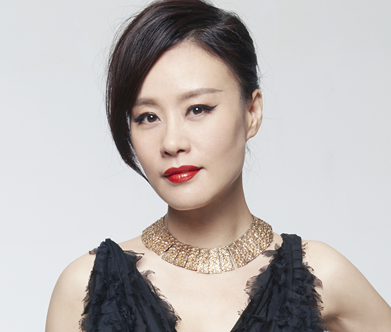 邬君梅,1966年2月5日出生于上海,美籍华裔女演员,毕业于夏威夷太平洋