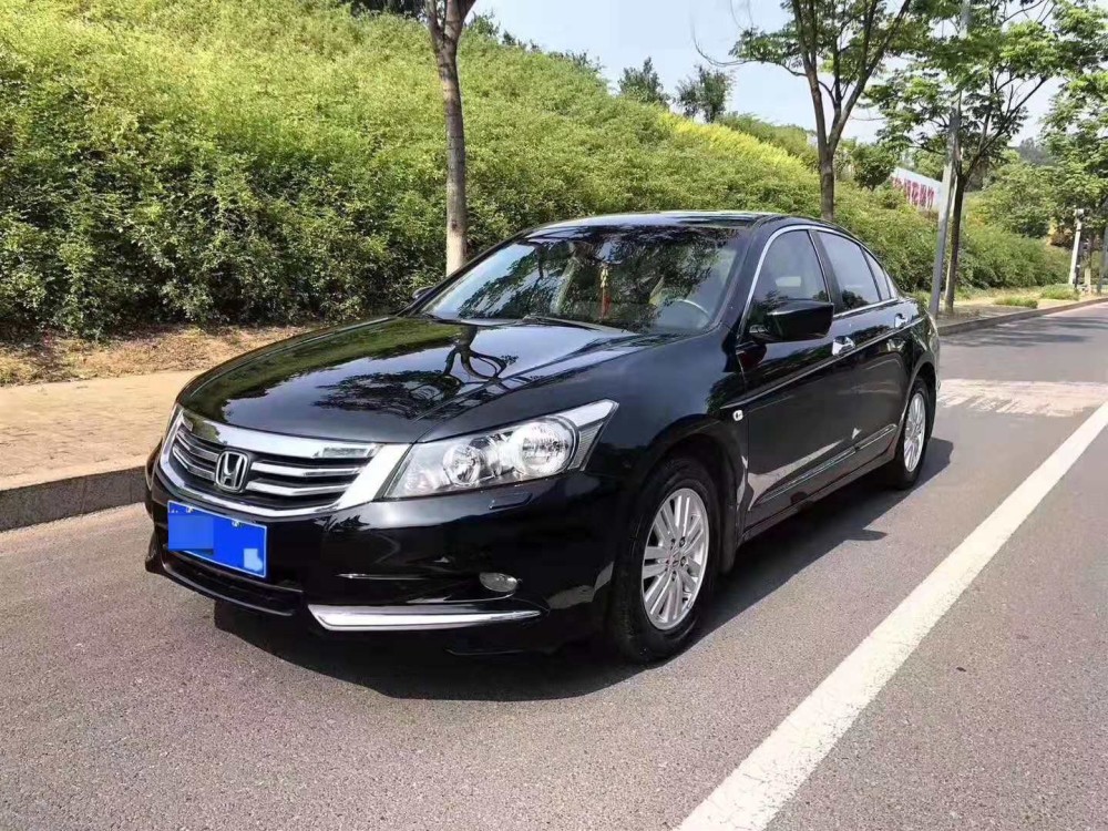 6年车龄的二手本田雅阁,10万买它还不吃亏?