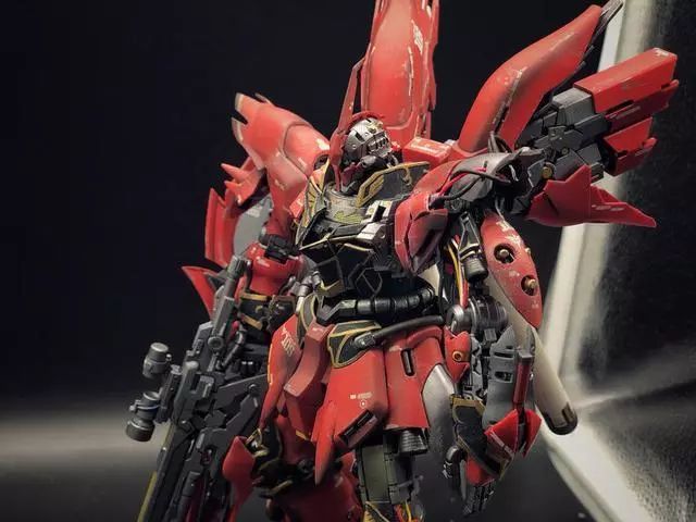 模玩控:mg 1/100比例 半甲战损新安洲