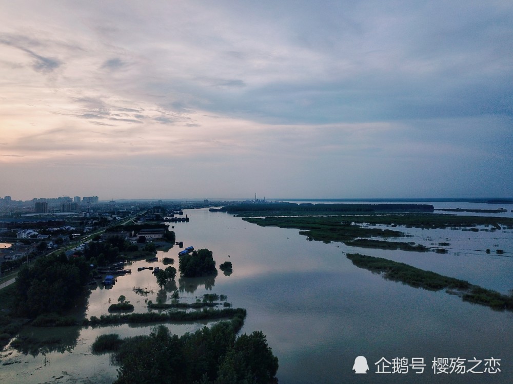 都有湖濱平原,江西有鄱陽湖平原,湖南有洞庭湖平原