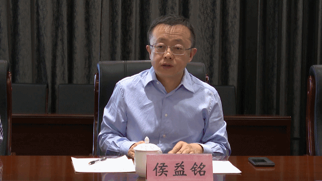 侯益铭一行在交口县调研_腾讯新闻