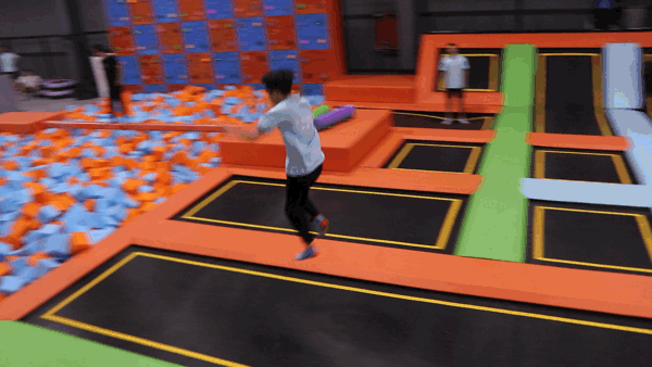 蹦床乐园福利大放送!休闲 健身 娱乐,快来