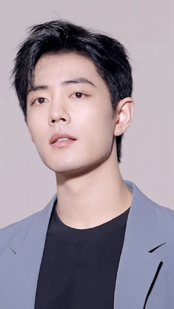 肖战代言物料释出帅哥好养眼