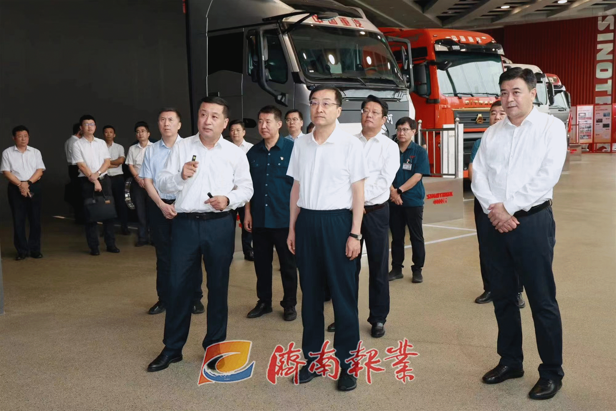 刘强到部分省级以上开发区调研时强调:坚持工业强市不动摇 加快绿色