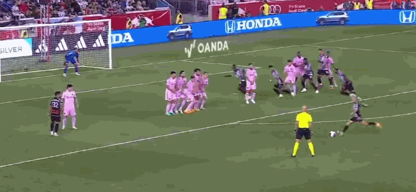 美职联：迈阿密国际2-0终结11轮不胜！梅西首秀破门9场11球-腾讯新闻