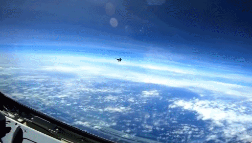 胡锡进：解放军战机这次让美机吃了尾流湍流，这是强有力的震慑内容是什么-313啦实用网