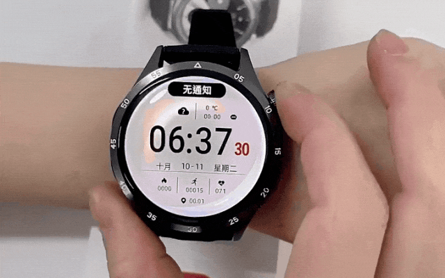 找来人实验,左手同时戴上apple watch s8,华为gt4,赛尔兰斯watch 7pro