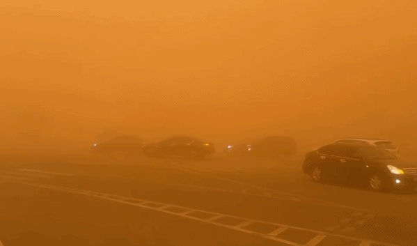 陕西局地10级大风,小心高空坠物;一地紧急通知:停工停运停课!