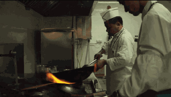 @餐饮场所,厨房用火用电安全提示已送达!_