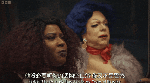 老教师和流浪汉双方开始对峙,谁都不肯后退.