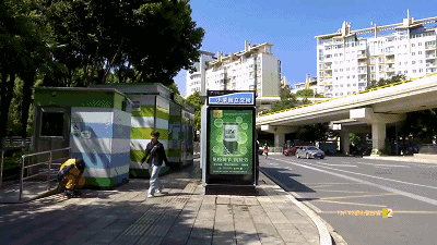 公交站牌上的编号看不清?昆明公交广告传媒立刻回应