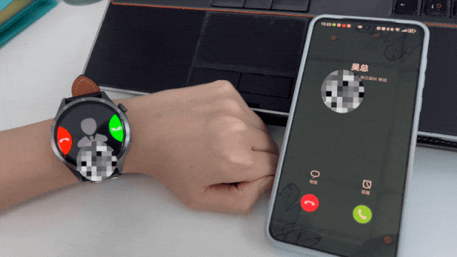 找来人实验,左手同时戴上apple watch s8,华为gt4,赛尔兰斯watch 7pro