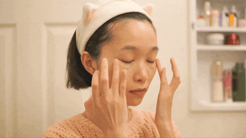 眼袋大或是身体求救信号！解析其背后的健康