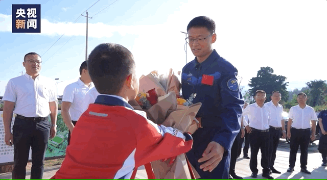 199-7495b32dc6754830143002231f34dad6你可以刷新试试当前设备不支持