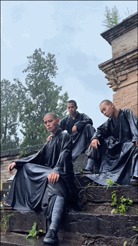 凌晨突发!"最帅武僧"秋风因车祸去世,年仅21岁