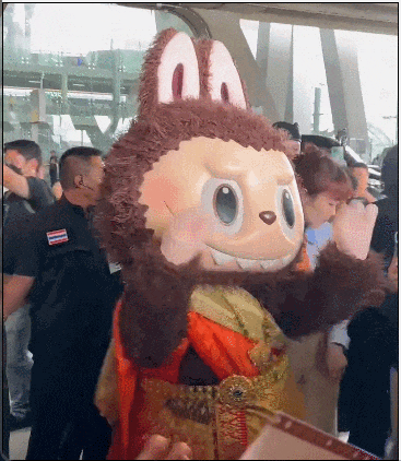 LABUBU，到底是怎么火起来的？｜年中观察_腾讯新闻