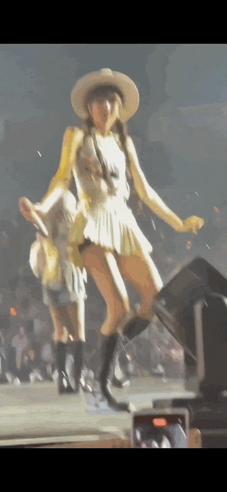 知名女星"转圈扭胯"火了!网友爆笑模仿!医生提醒:容易伤腰_腾讯新闻