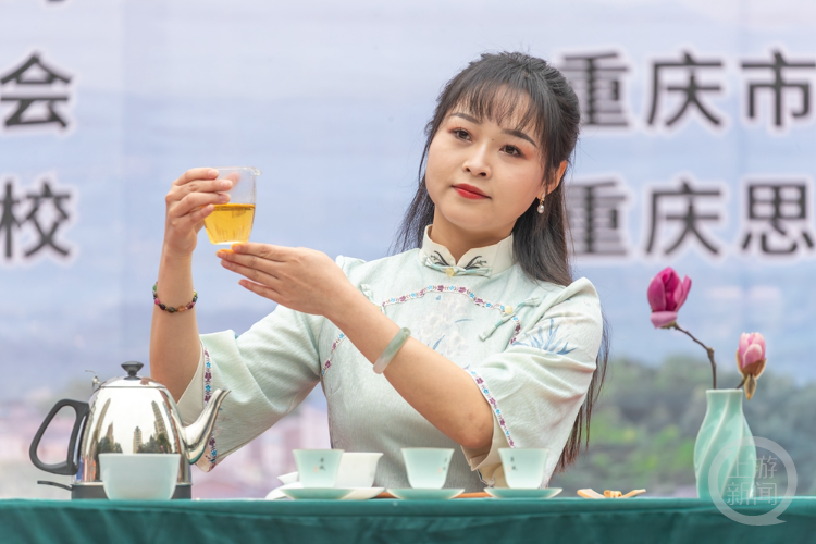 重庆南川:手工制茶展茶艺_腾讯新闻