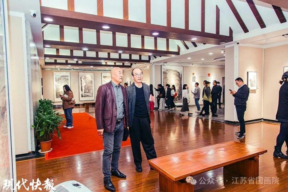 陈明月中国画作品展在江苏省国画院美术馆开展_腾讯新闻