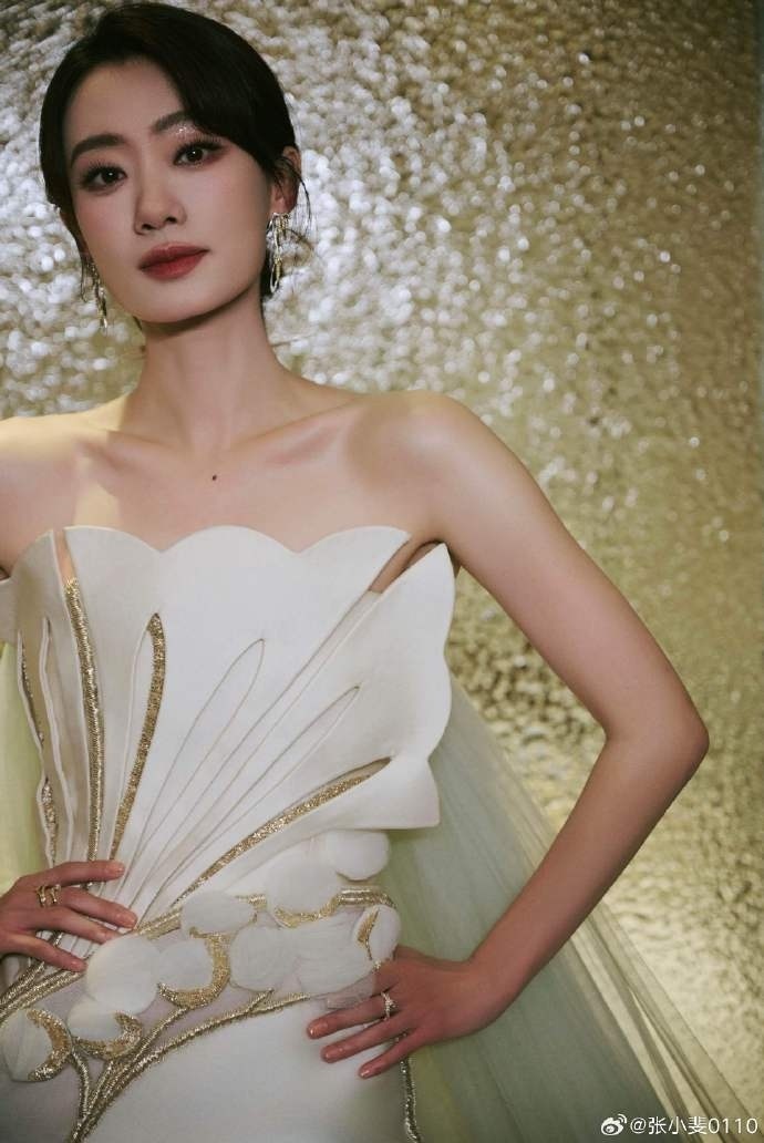 鞍山文旅局长赴哈尔滨送特产,张小斐为家乡打call:欢迎大家来鞍山玩