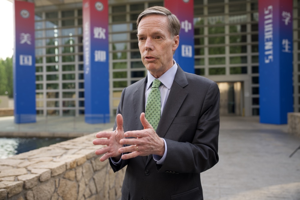 美国驻华大使伯恩斯.