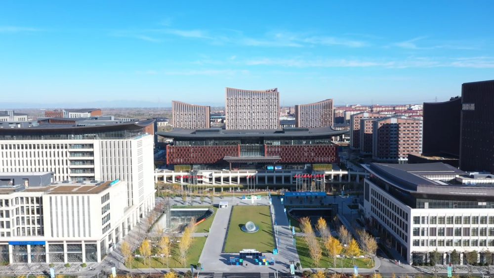 航拍视角看雄安新区地标性建筑的中式美学