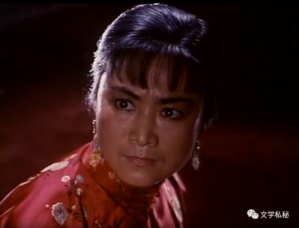 这是一部表现红军长征的电影,高放扮演一个被当地豪强禁闭了十七年的