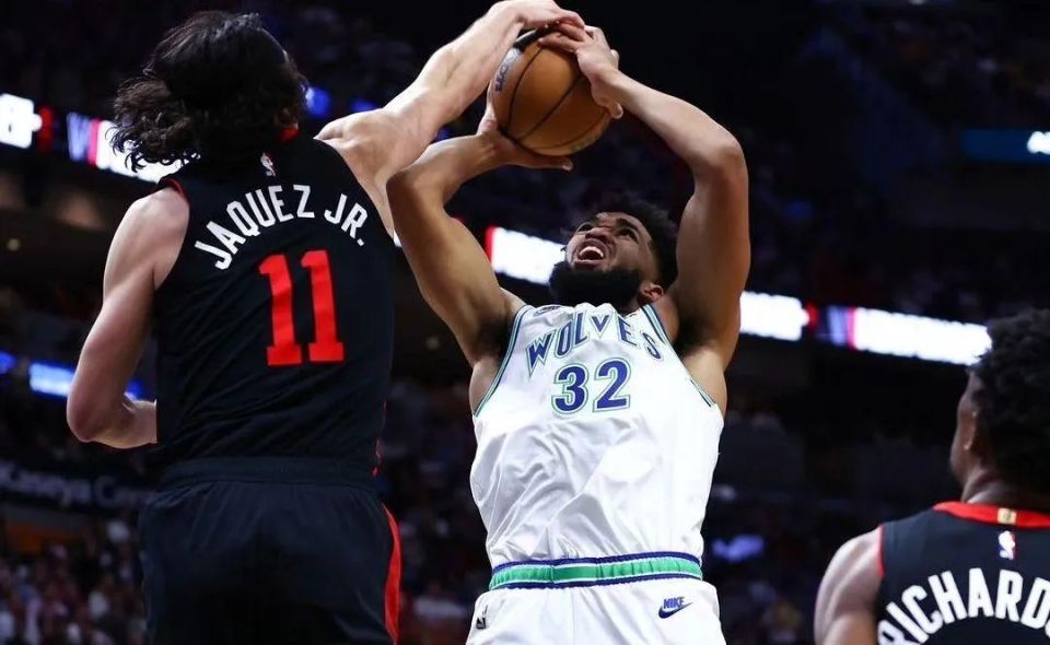 巴特勒用了3年!热火菜鸟只用30场_腾讯新闻