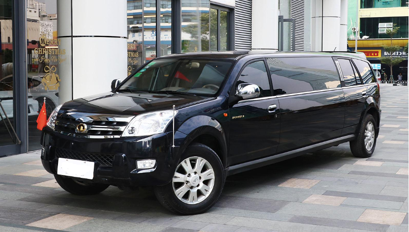 "稀有国产车"——国内第一款豪华加长礼宾车,出自长城之手_腾讯新闻