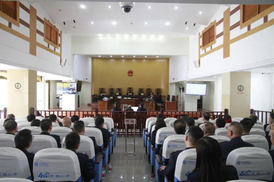 3月21日,湖北潜江市人民检察院依法提起公诉的朱某虚开增值税专用发票