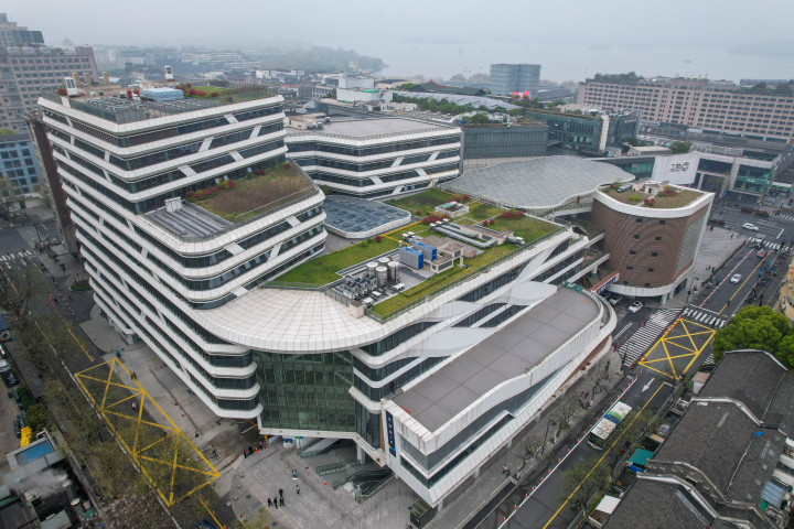 杭州:龙翔桥公交站回来了!_腾讯新闻