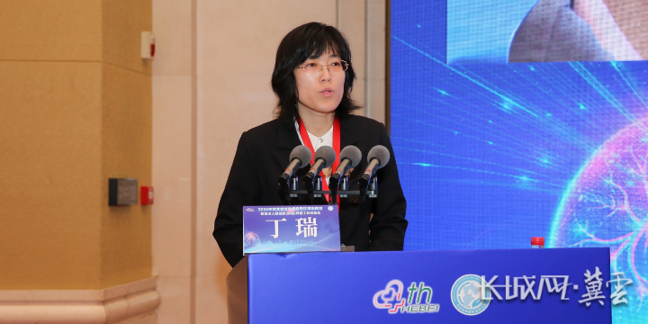 记者 郑皓天 摄国家卫生健康委医疗应急司公共卫生医疗管理处处长黄欣