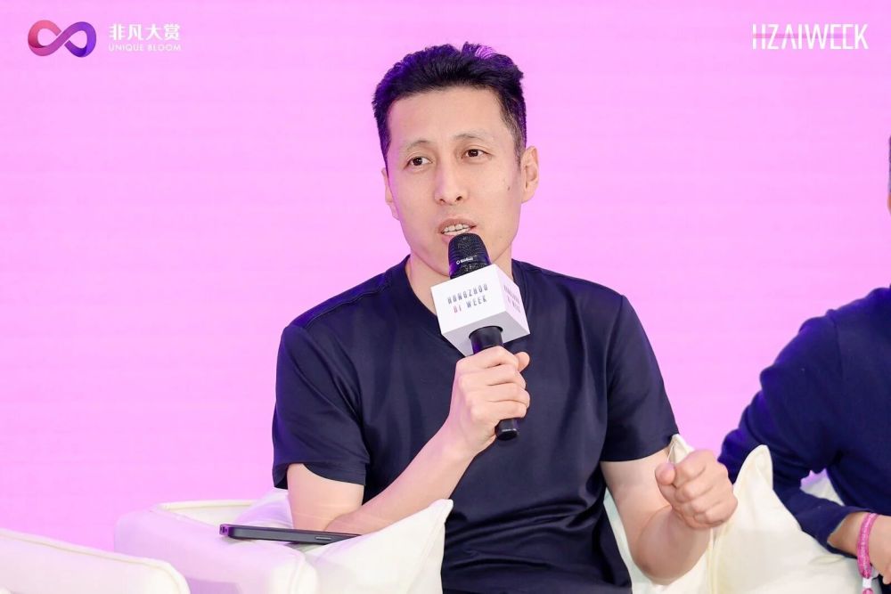 你的下一份工作，可能是给AI“龙虾”打工 · 原文图片 2