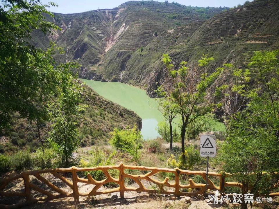 景区内的游览道路 摄影:宋熙曜景区内的观景台 摄影:宋熙曜禹王峡风景