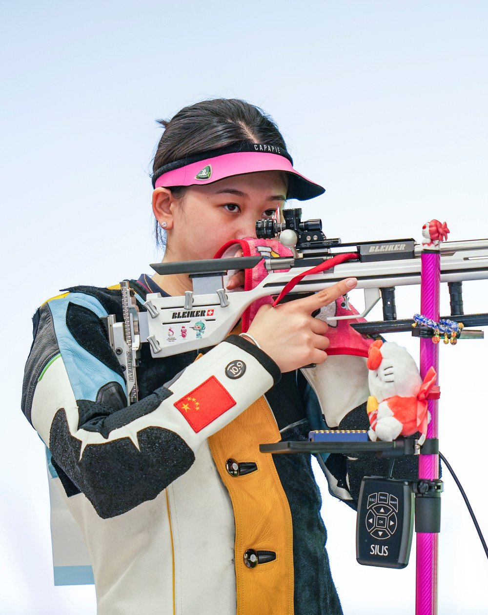 射击——中国队夺得女子50米步枪3种姿势团体赛金牌