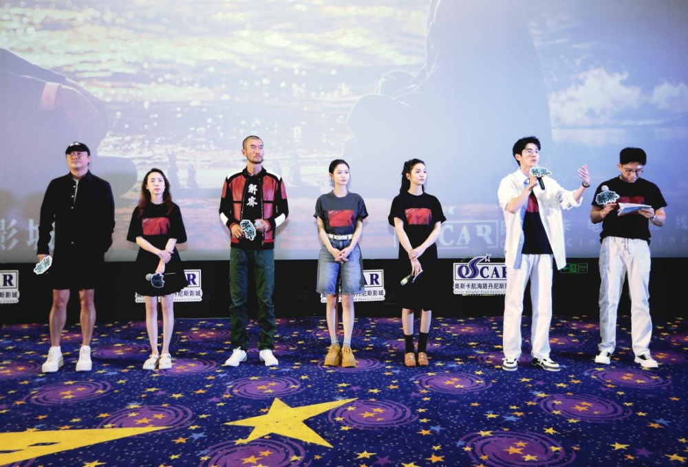 电影《解密》全国路演郑州站 陈思诚用电影歌颂无名英雄家国情怀获