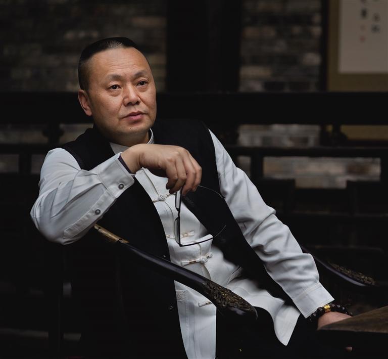 一片丹心为凤凰——访知名艺术家雷雨田和他的博物馆