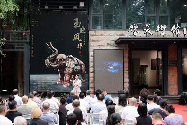 本次活动由四川省民间组织国际交流促进会,四川省非物质文化遗产保护