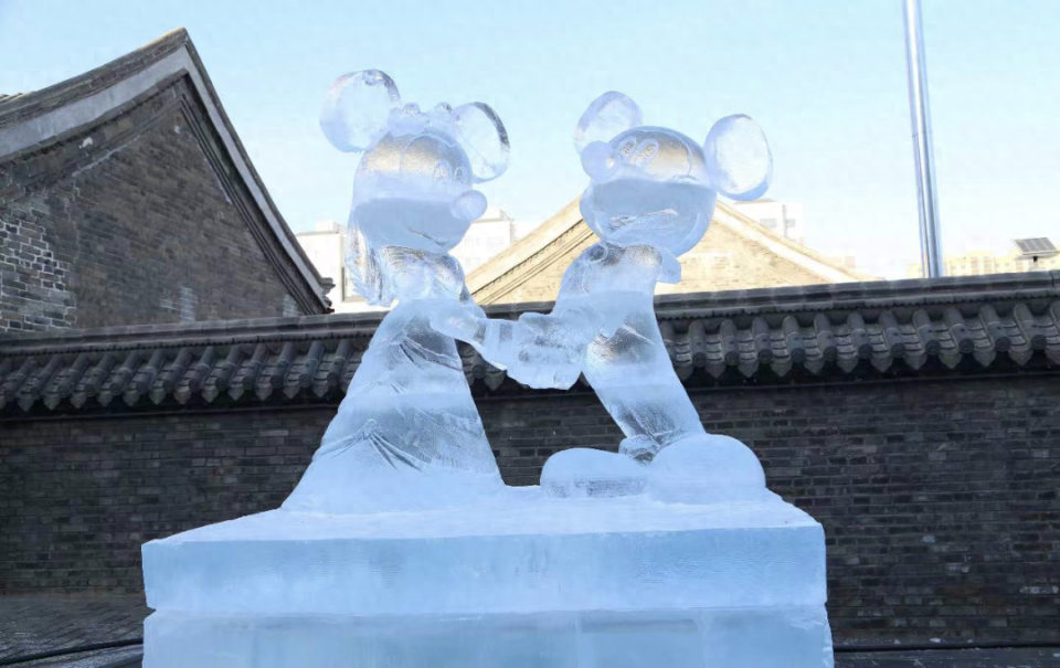 来赏冰雕呀！洮南市兴隆街冰雪项目预计本月28日完工_腾讯新闻