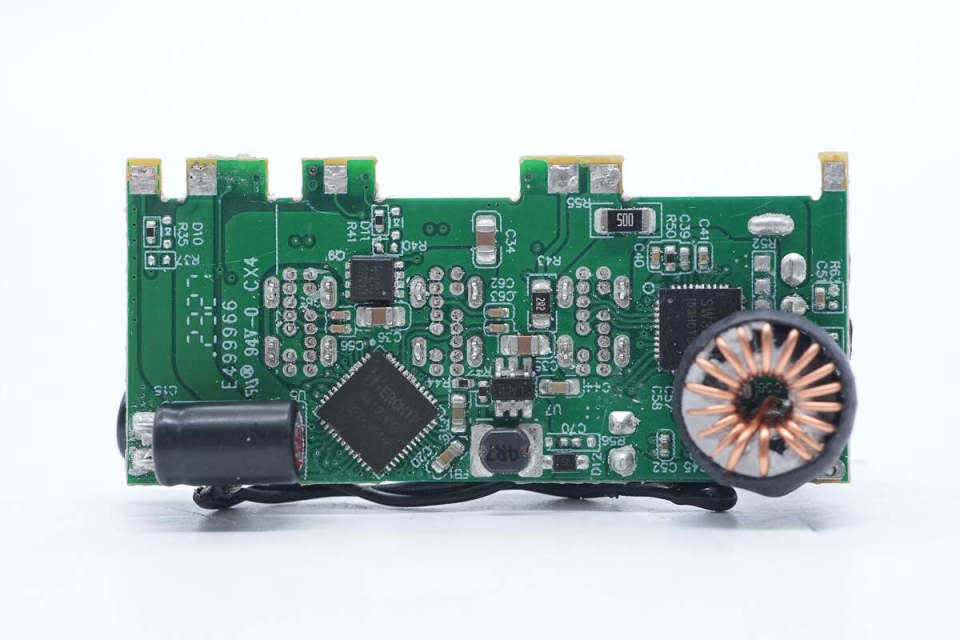 内置芯朋微pn8215主控芯片,润众140w氮化镓充电器拆解