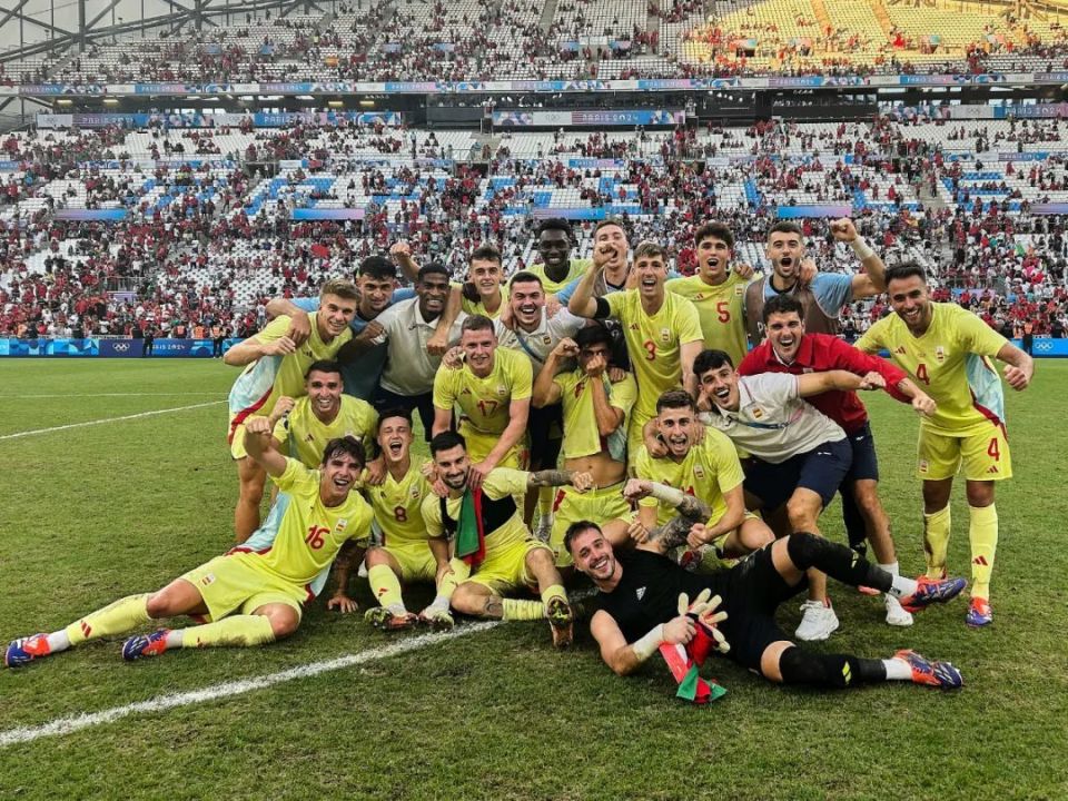 西班牙挺进奥运决赛,功臣不只5场4球巴萨新星