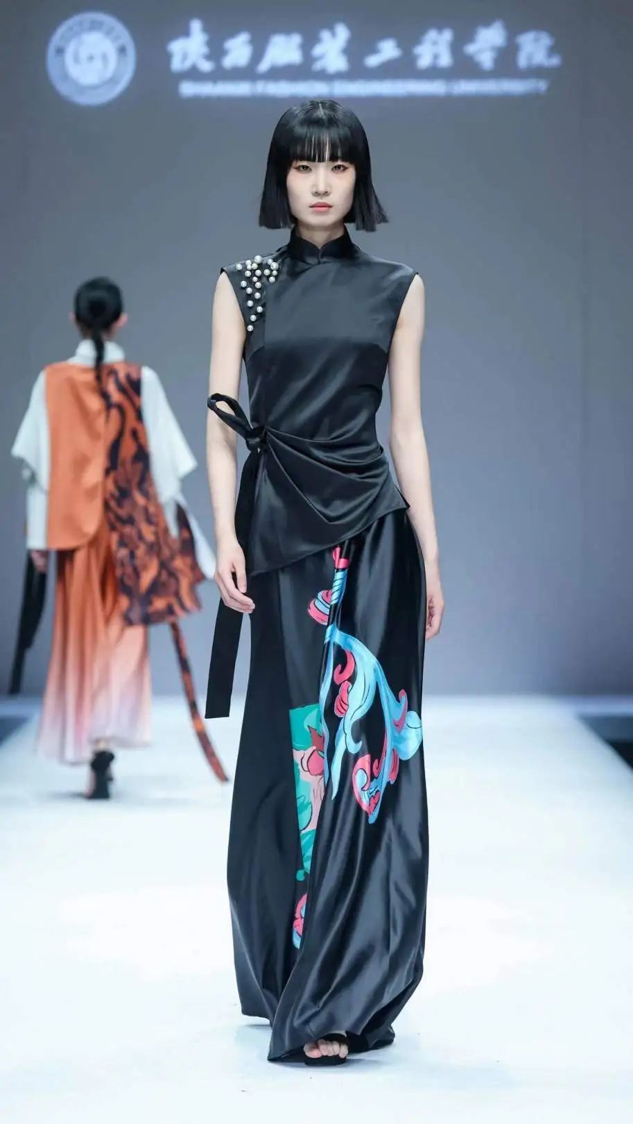 毕业设计|陕西服装工程学院:丝路·向欣生