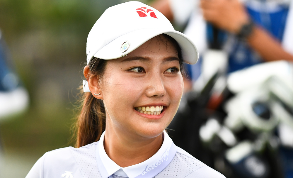 蓝湾大师赛首轮:刘瑞欣王馨迎暂列第二